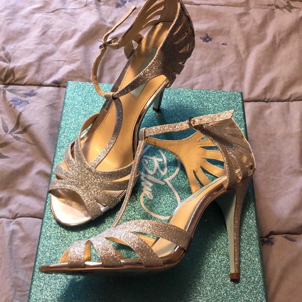 Betsey Johnson sliver evening sandals